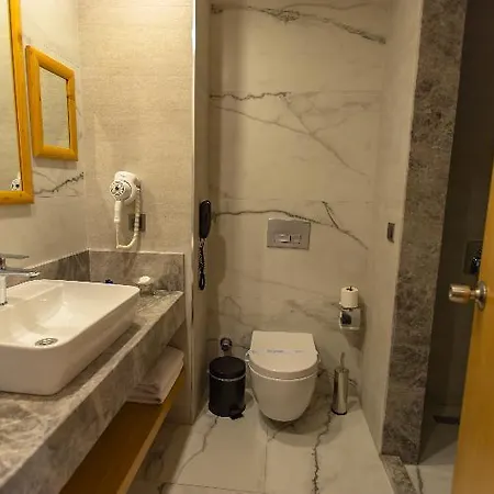 Hotel Alexia &
